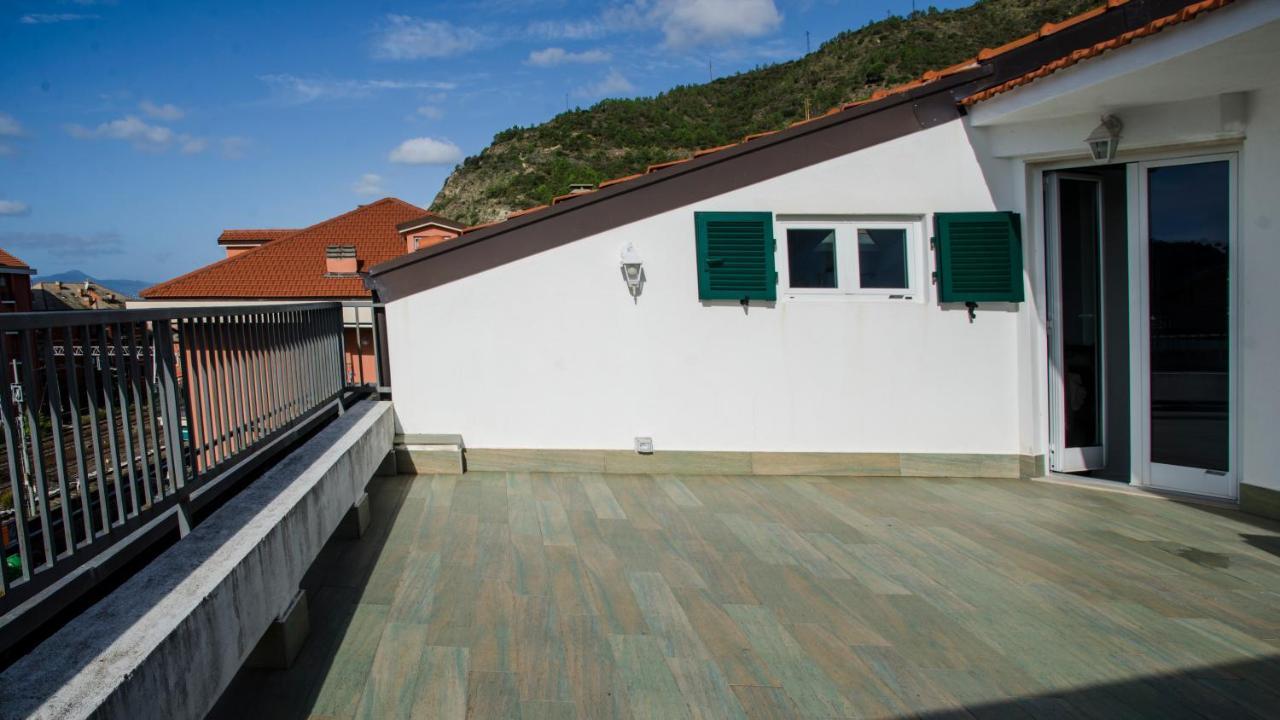 009 - Attico Sant'Anna Vista Mare 150M Dalla Spiaggia Con Terrazza Privata Appartement Sestri Levante Buitenkant foto
